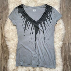 Y2K Indie Sleaze Converse One Star VNeck Tee Tshirt Paint Splatter Grommet hole